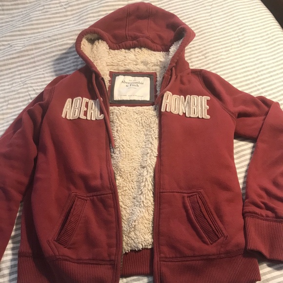 Abercrombie & Fitch Jackets & Blazers - Abercrombie FUR lined Hoodie Sweatshirt Size XL